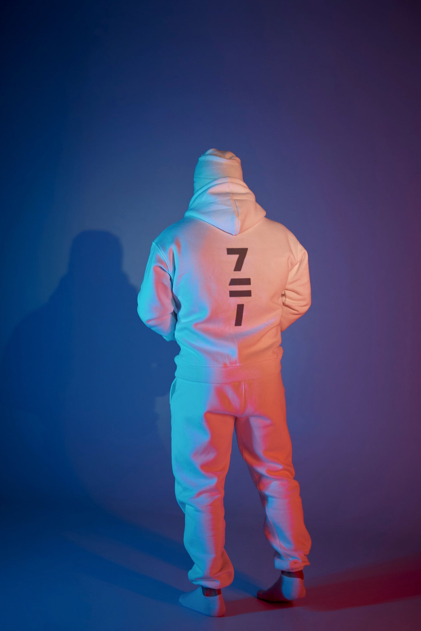 Hoodie - WHITE